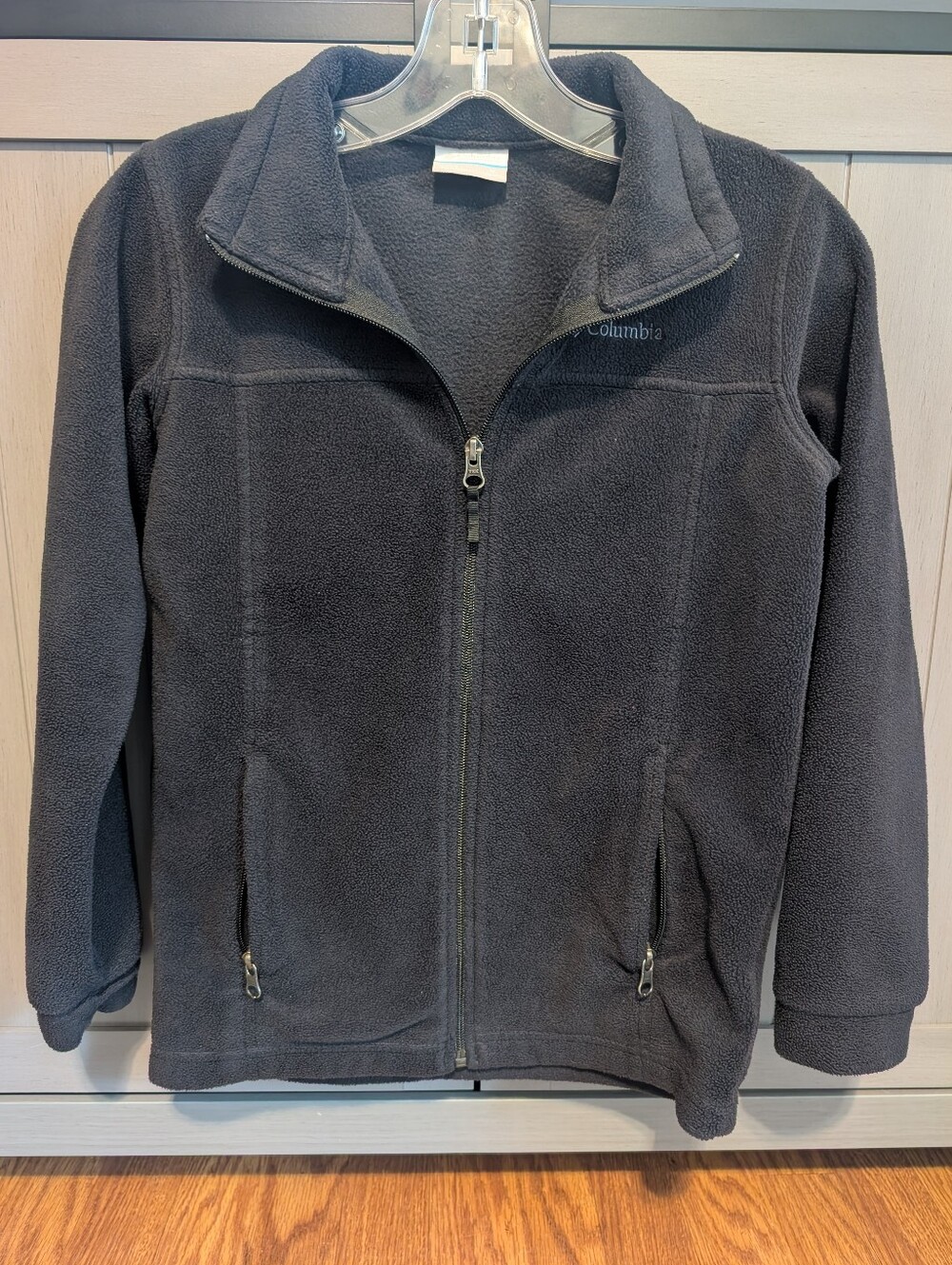 Columbia Full-Zip Fleece Jacket in Charcoal Black